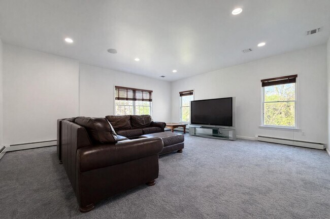 Foto del edificio - Stunning house for rent!!! With a pool!