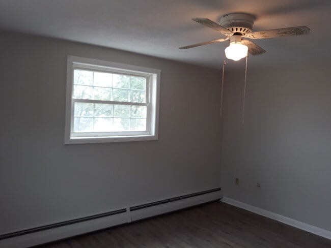 Building Photo - 72 Goldthwaite Rd