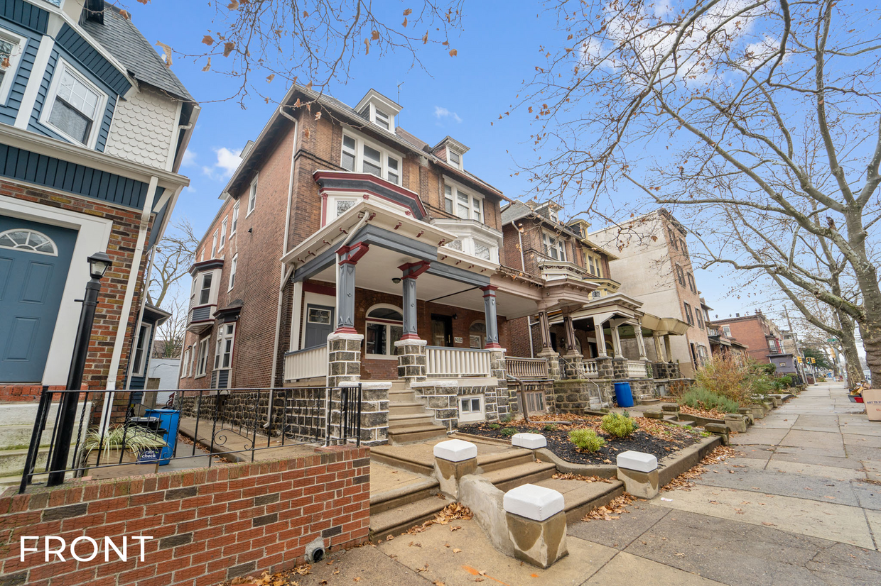 Front - 5030 Spruce St