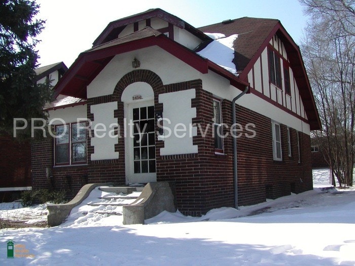 Primary Photo - 3636 Cedar Ave S