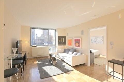 Foto principal - 257 Gold St