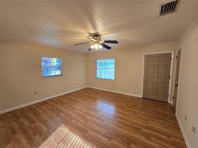 Building Photo - 413 Tennessee Ave