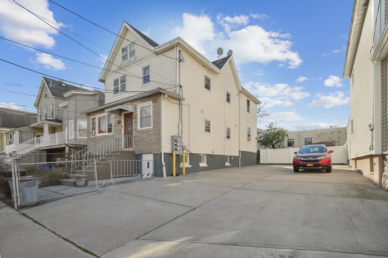 Foto principal - 1515 38th St