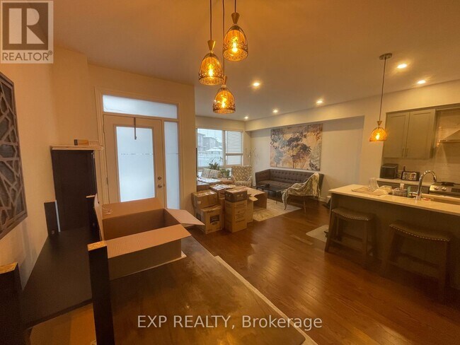 Building Photo - 738 Miikana Rd