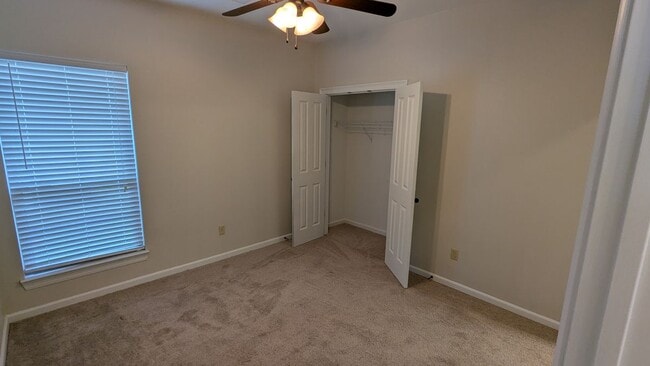 Building Photo - 1570 Tasajillo Dr