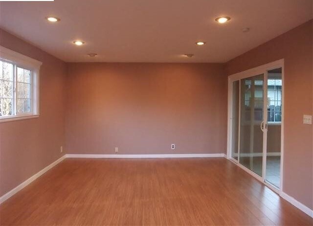 Building Photo - 15332 Laverne Dr