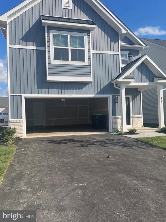 Building Photo - 107 Haida Ln