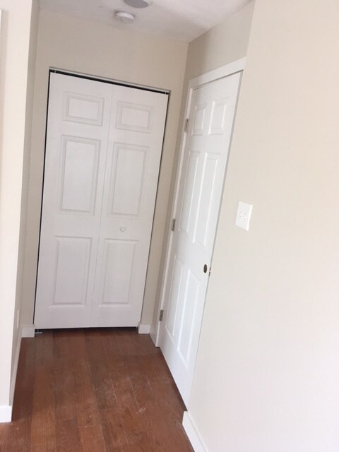 closet - 5921 Walnut St