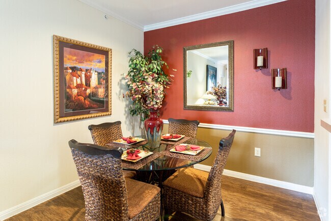 2 HAB, 2 BA - 1,040 ft² - Mission Ranch Apartments