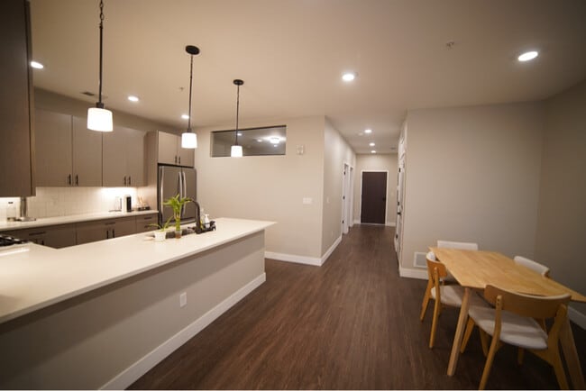 Photo - 2729 W 28th Ave Apartment