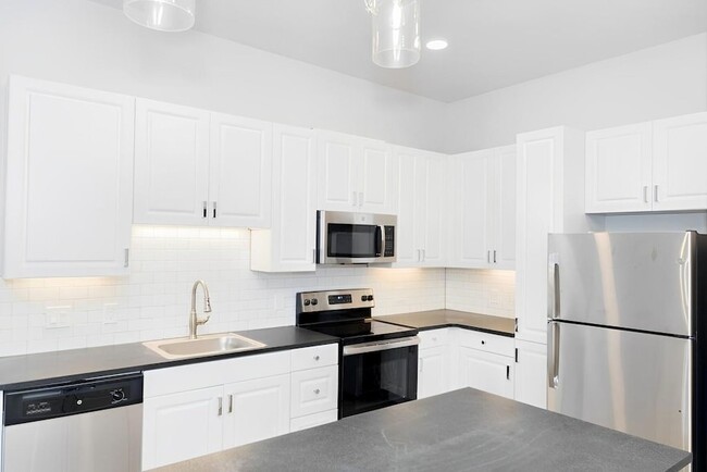 Foto del edificio - 1514 E 15th St