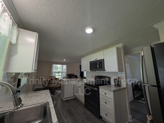 Foto del edificio - 3276 Hargrove St