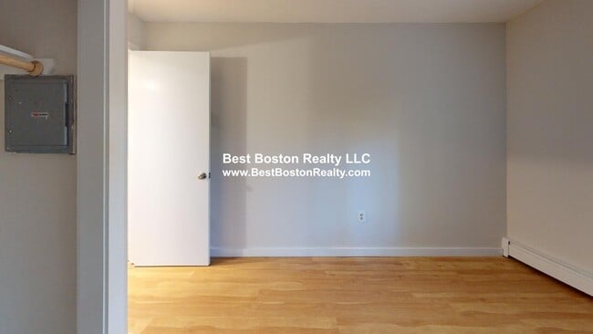 Foto del edificio - 19 Central St