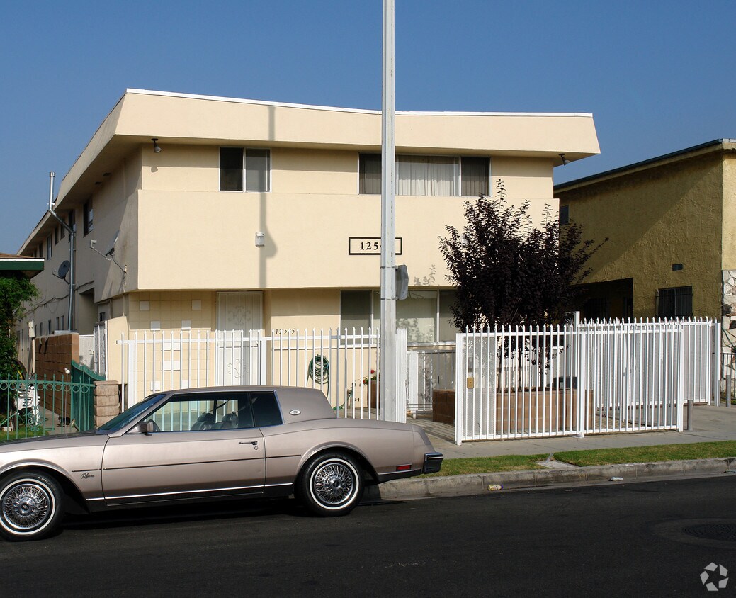 Building Photo - 12545 Eucalyptus Ave
