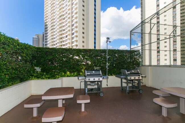 Foto del edificio - 469 Ena Rd #2402