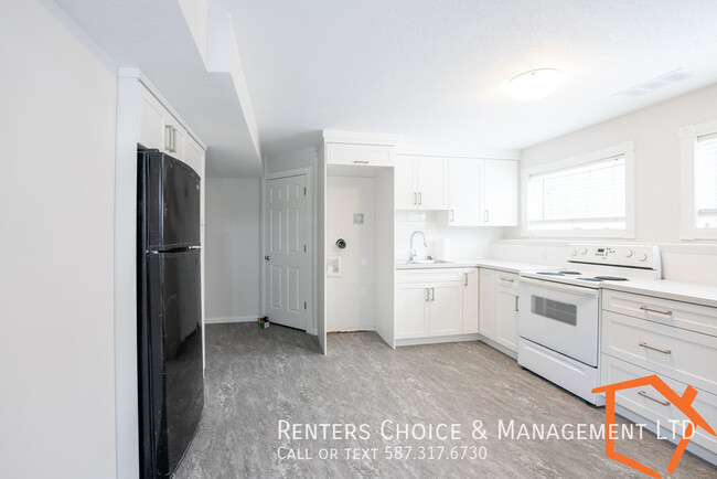 Photo du bâtiment - Completely Renovated West Lethbridge Basem...