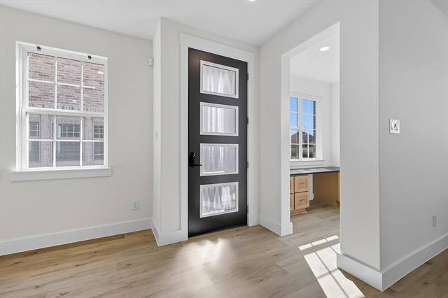 Foto del edificio - 2528 Red Tailed Hawk Ln