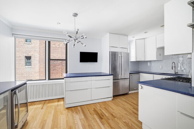 Foto del edificio - 400 W 58th St