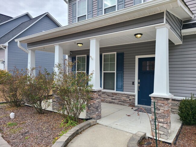 Foto del edificio - 4 Bed, 2.5 Bath located in The Village in Folkstone Community - Holly Ridge