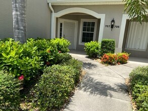 Building Photo - 10130 Colonial Country Club Blvd