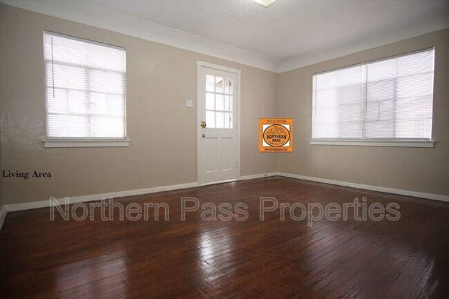 Foto del edificio - 1226 Huckleberry St