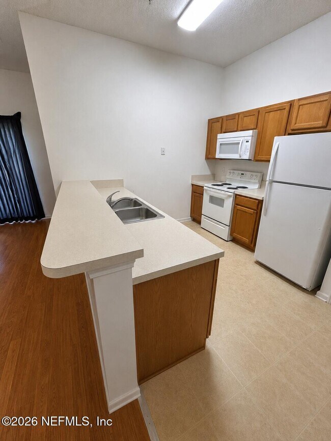 Building Photo - 6063 Maggies Cir