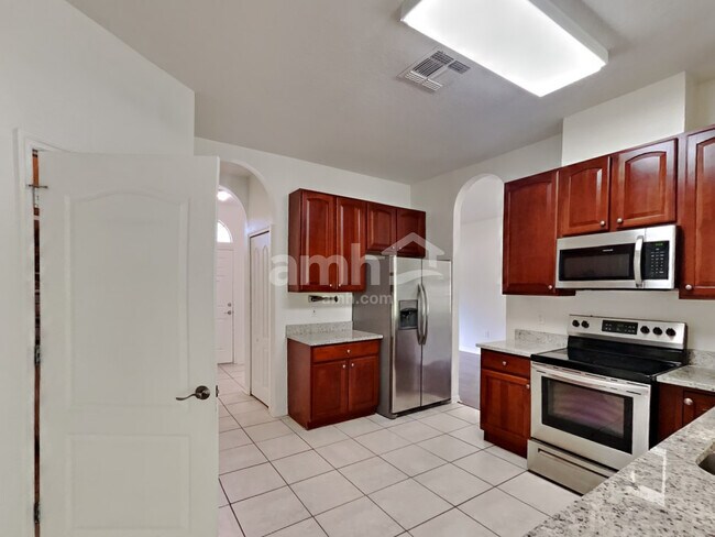 Building Photo - 8124 Diablo Ct