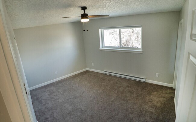 Foto del edificio - Beautifully Updated 4B/2B in Central Fort ...