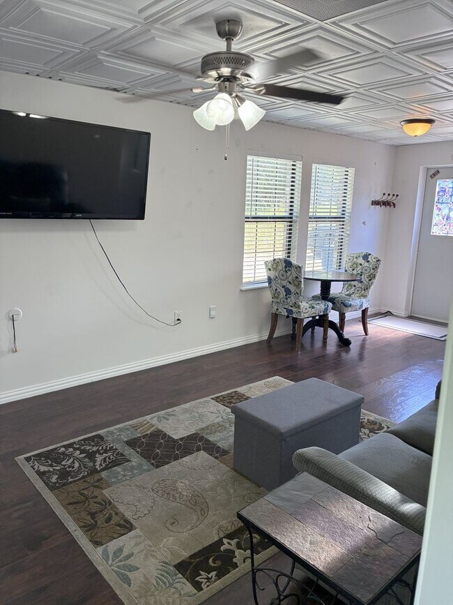 Foto del edificio - Country Living- Studio Unit- 1 Bed, 1 Bath...