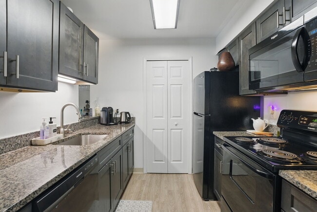 Foto del edificio - Clocktower Place