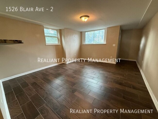 Building Photo - 1526 Blair Ave