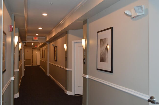 Foto del edificio - 1701 E Colter St