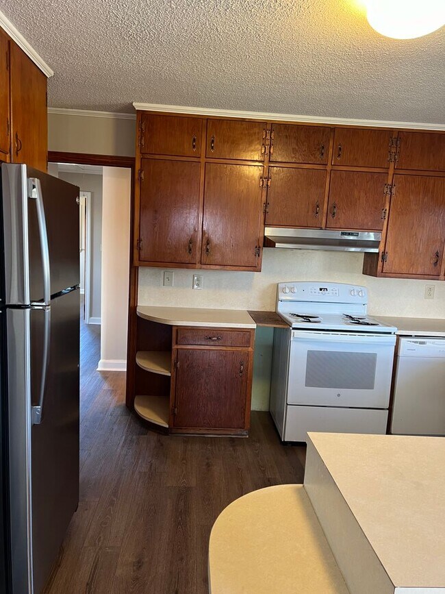 Foto del edificio - 169 S Croom Bland Rd