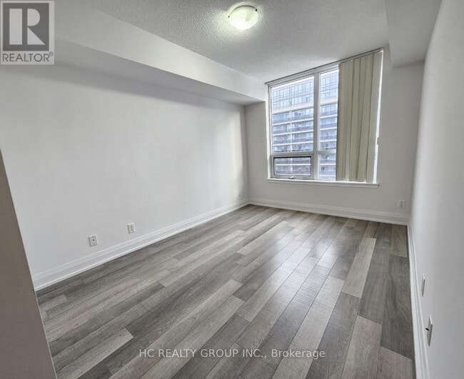 Building Photo - 376 Hwy 7