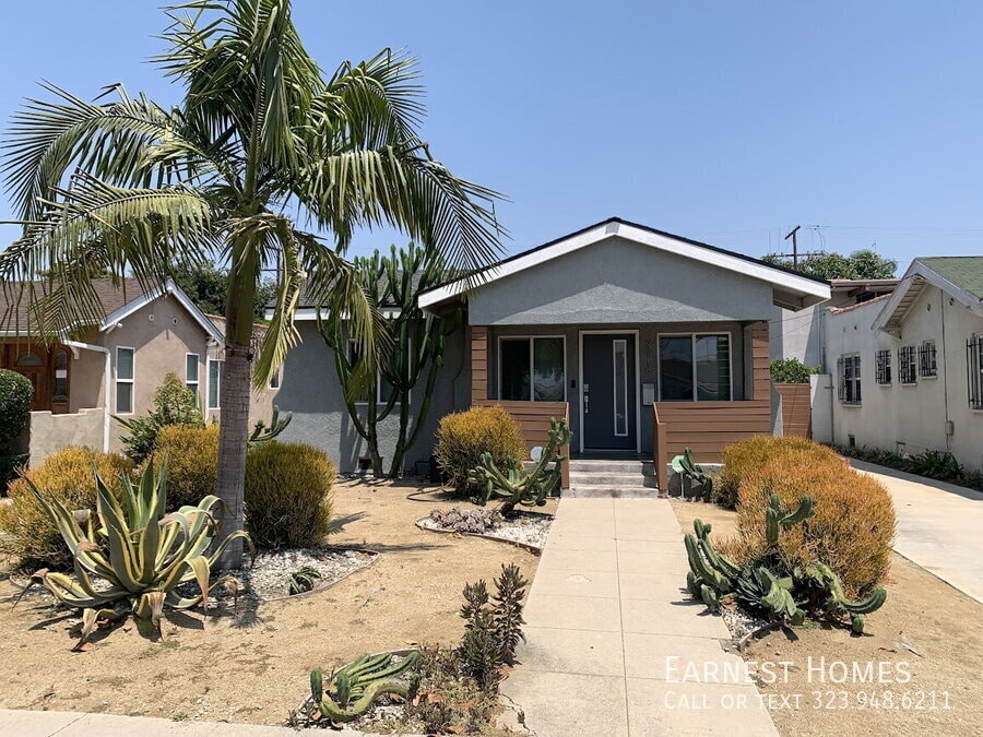 Foto principal - 2918 S Norton Ave