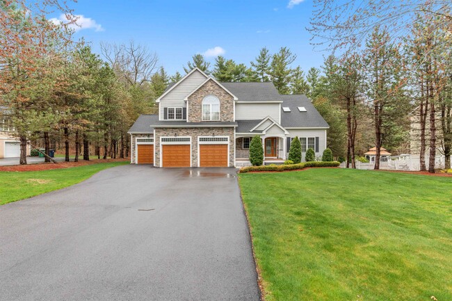 Building Photo - 6 Tanglewood Dr