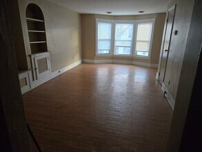 Building Photo - 150 Forest Ave