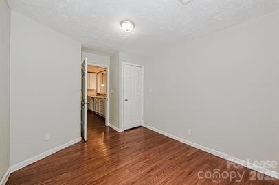 Building Photo - 3214 Kalynne St