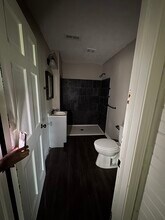 Building Photo - 226 Flowers Ln