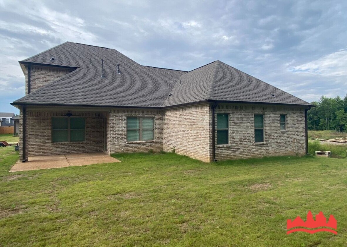 Foto principal - Beautiful newly built single family home i...
