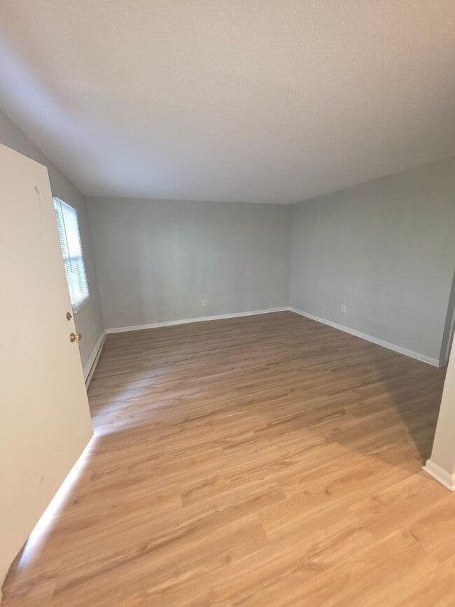 Photo - 1400 W. Academy Street Apt #2