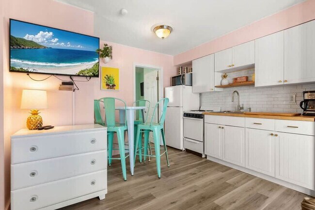 Foto del edificio - 12 G St