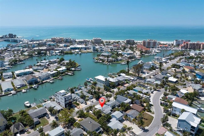 Building Photo - 358 Boca Ciega Dr