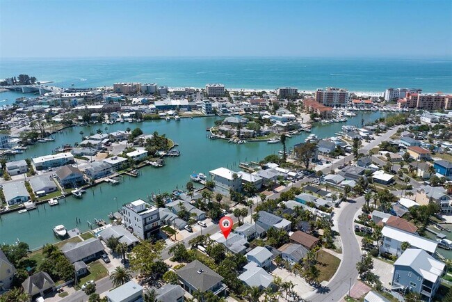 Foto del edificio - 358 Boca Ciega Dr