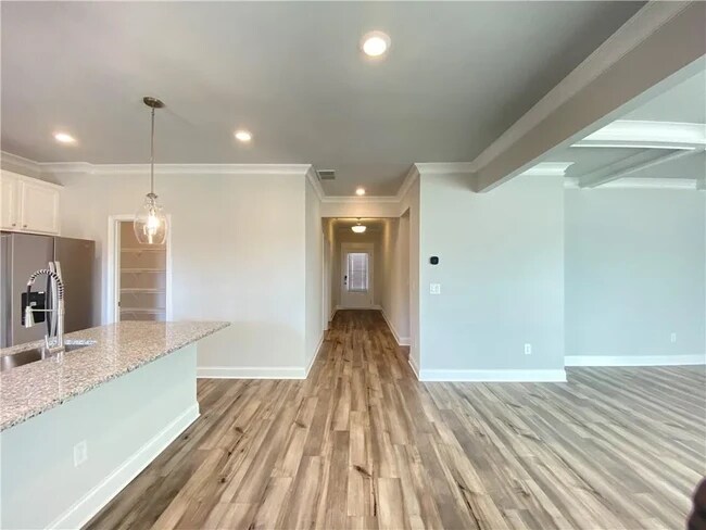 Foto del edificio - 384 Sterling Creek Way