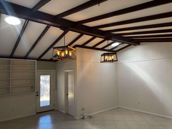 Foto del edificio - 32 Bay Dr SE