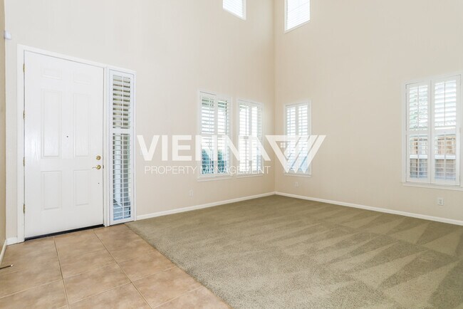 Foto del edificio - Beautiful 4 Bedroom Home in Great Location