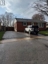 Building Photo - 1292 Scugog Ave