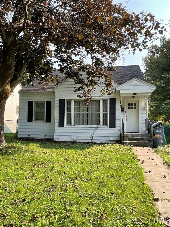 Foto principal - 145 Barben Ave