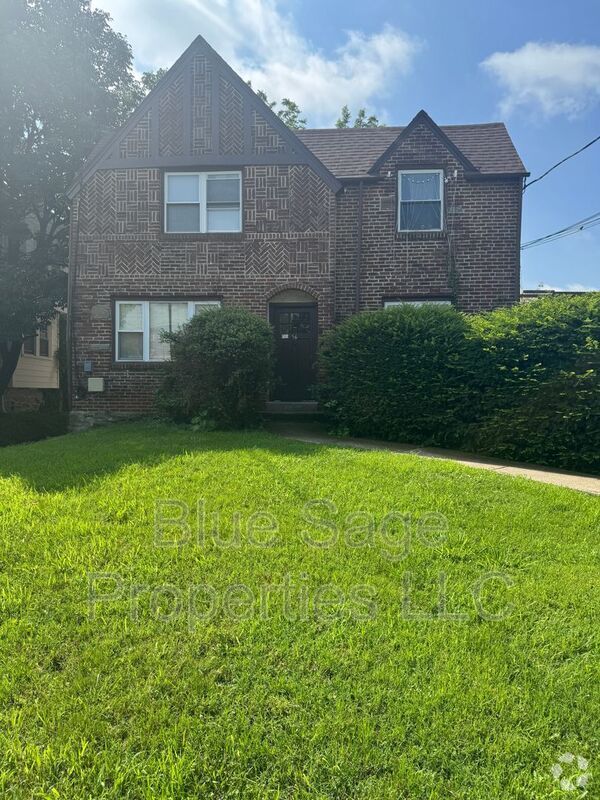 Building Photo - 56 W Albemarle Ave
